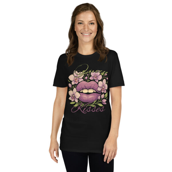 unisex-basic-softstyle-t-shirt-black-front-68376403185a1.jpg Queen Kisses T-Shirt