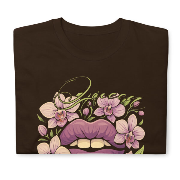 unisex-basic-softstyle-t-shirt-dark-chocolate-front-683764031a164.jpg Queen Kisses T-Shirt